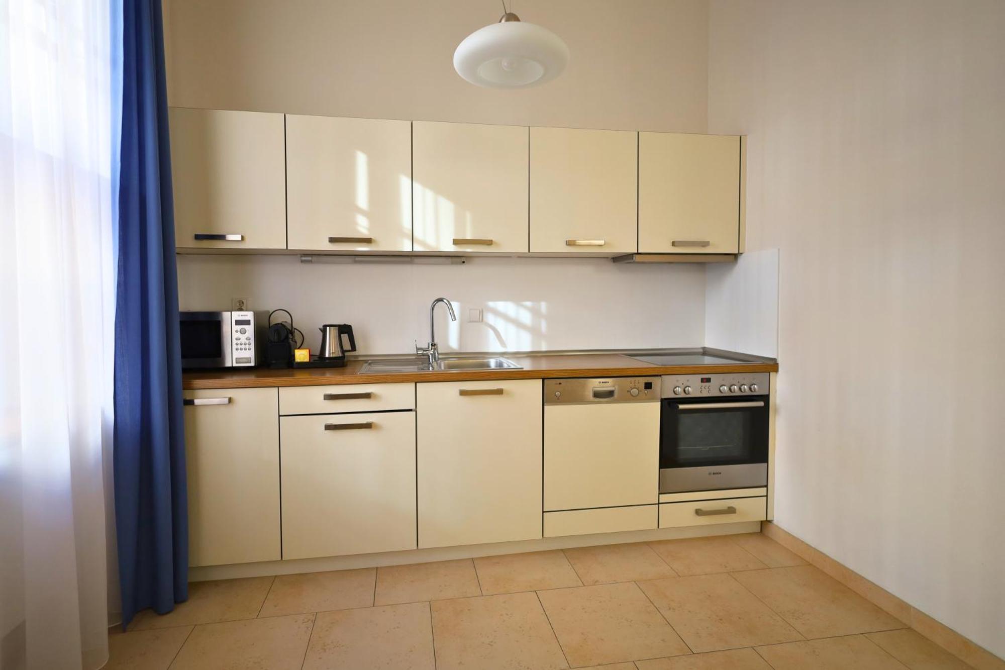 Rezidence Ostrovní Aparthotel 4*